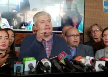 CC fustiga la ‘elección espuria’ de Callisaya, Mesa dice que el MAS impuso un Defensor