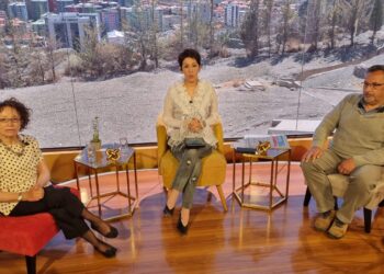 Margareth Hurtado, Claudia Benavente y Pedro Urquidi. Foto: Oswaldo Aguirre