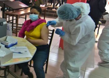 Salud afirma que el 0,01% de embarazadas vacunadas presentó algún ‘síntoma adverso’ sin gravedad