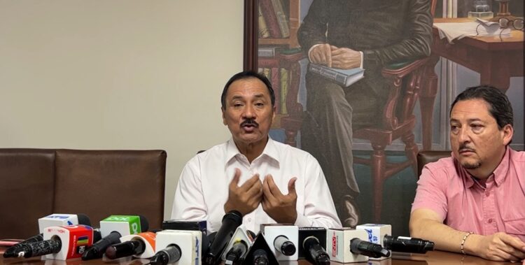 Cuéllar reclama a la Gobernación cruceña acreditar un delegado para la reunión en Trinidad