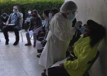 COVID-19: Alcaldía de La Paz hará pruebas solo a personas que presentan síntomas