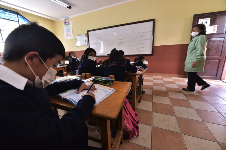 Las clases comenzarán con el 21,6% de escolares vacunados con el esquema completo