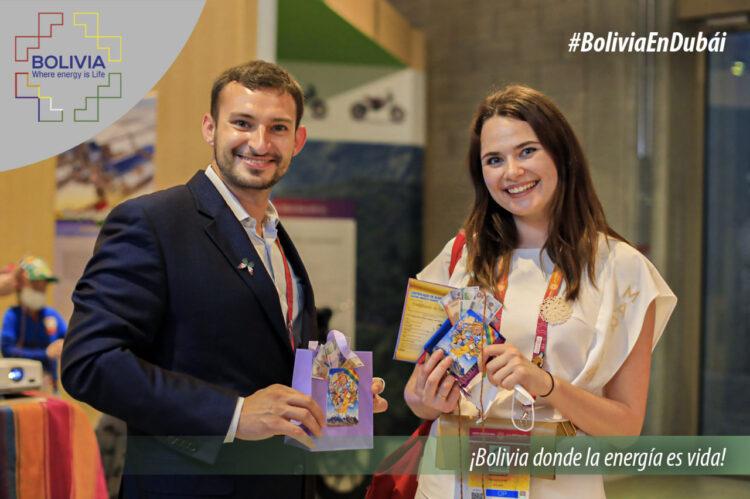 La feria de Alasita llegó hasta la Expo Dubai