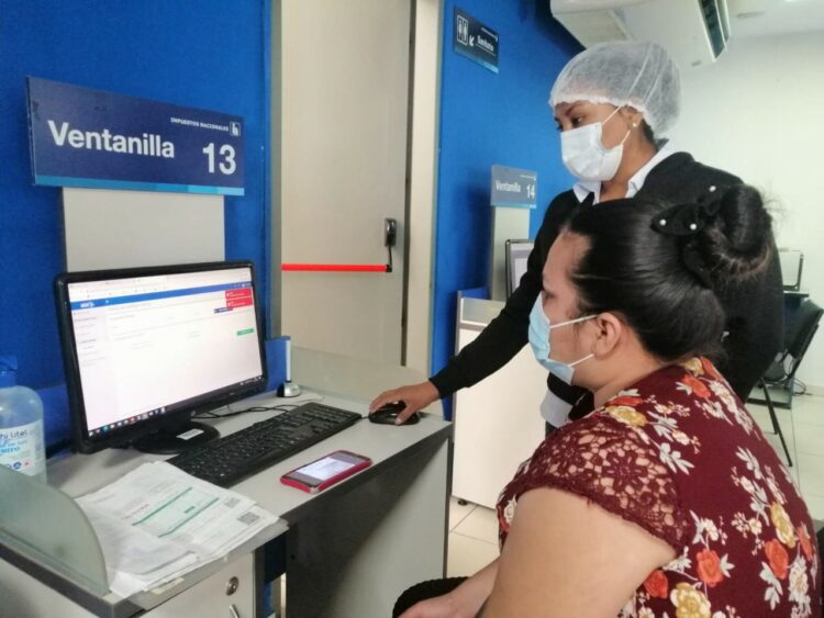 A un año de la implementación del Re-IVA, el Gobierno devolvió Bs 34 millones