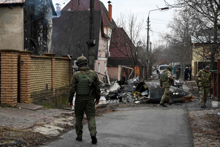 Combates en Kiev entre rusos y ucranianos, que reciben promesas de armas de Occidente