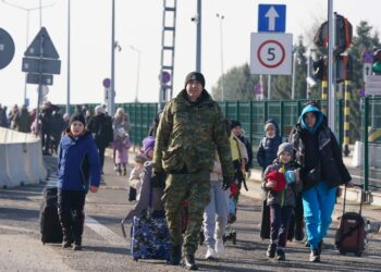 Ucrania acepta diálogo con Rusia en frontera entre su país y Bielorrusia