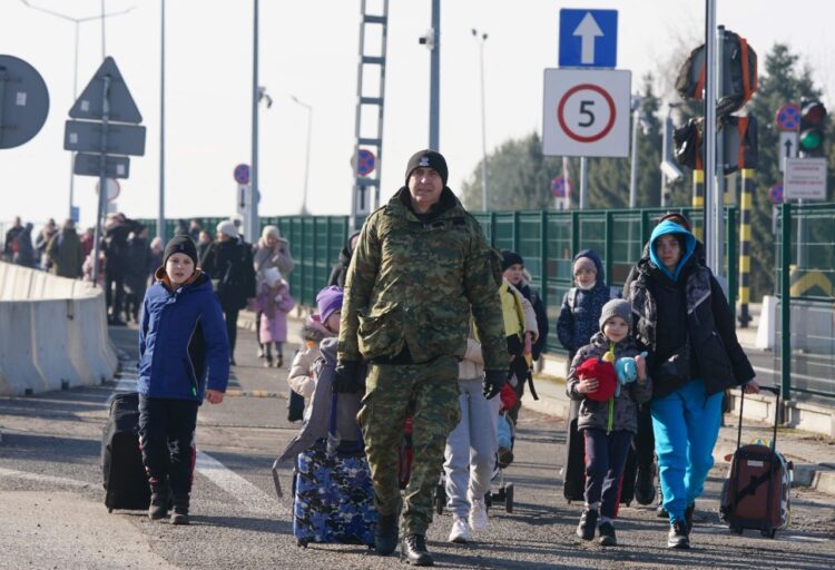 Ucrania acepta diálogo con Rusia en frontera entre su país y Bielorrusia