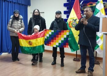 Cinco bolivianos retornan de Ucrania y 12 deciden quedarse en otros países de Europa