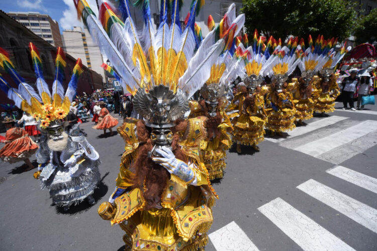 El viernes se lanza el Gran Poder en La Paz con procesión y entrada