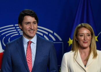 Canadá y Reino Unido inician negociaciones para acuerdo de libre comercio