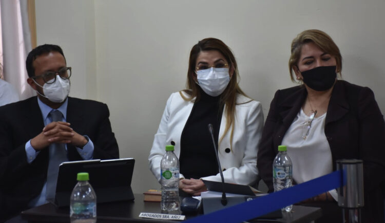 Jeanine Áñez: ‘Yo tendría que ser sometida a un juicio de responsabilidades’