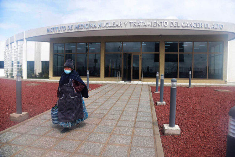 El Gobierno invierte $us 150 millones en los centros de medicina nuclear de El Alto, Santa Cruz y La Paz