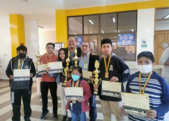 Los ajedrecistas Cueto y Mendoza ganan el séptimo Grand Prix