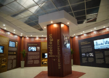 Arce inaugura un museo de nacionalización ‘para que nunca más se privaticen los recursos naturales’