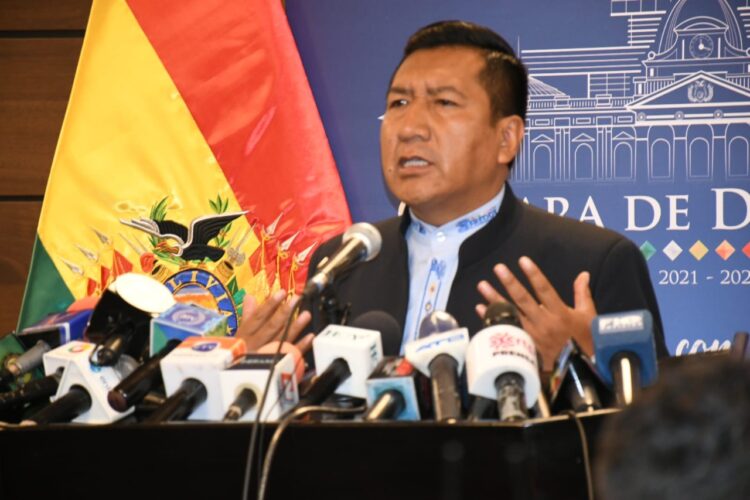 Mamani considera que es ‘coherente’ apoyar al ‘primero’ en la elección del nuevo Defensor