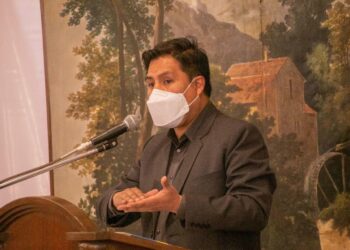 Salud insta a prepararse para una eventual quinta ola de la pandemia en Bolivia