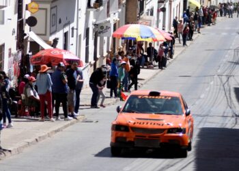 Potosino Rodrigo Careaga se impone en el circuito Óscar Crespo