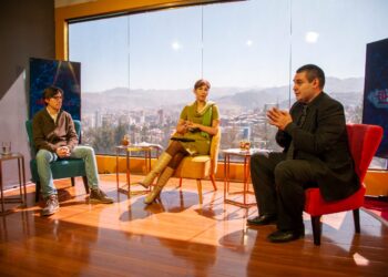 Analistas coinciden en que la oposición avaló ‘indirectamente’ el interinato de Cruz