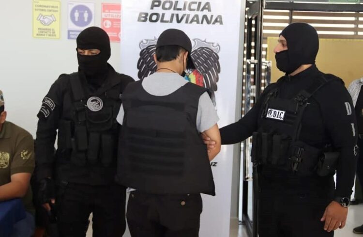 Prada: Hay orden de aprehensión contra 50 feminicidas y violadores