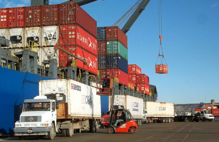Bolivia logra un superávit comercial de $us 698 millones hasta el primer cuatrimestre