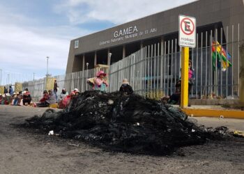 Siete personas son denunciadas ante la Fiscalía por el cerco a la Alcaldía de El Alto