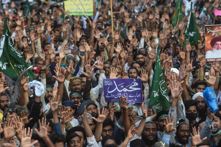 Dos muertos y decenas de detenidos en India en protestas de musulmanes