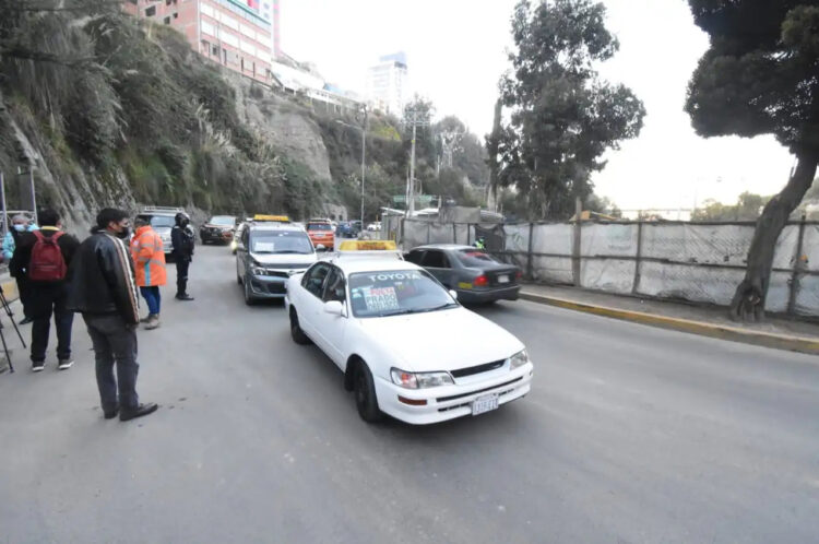 Talud desprendido: la Alcaldía monitorea Av. Del Libertador y otros sectores de La Paz