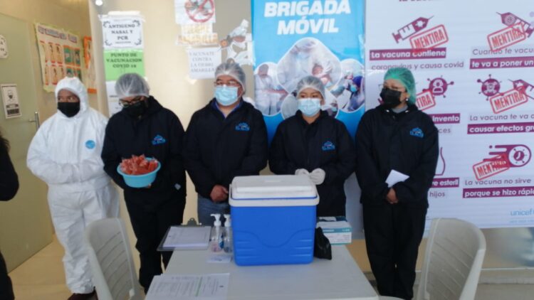 Salchichas por vacunas: El Alto ofrece regalos para incentivar la primera dosis en niños