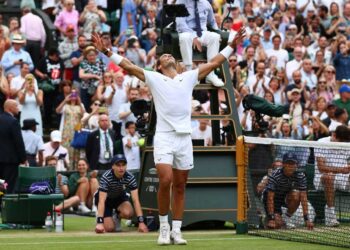 Nadal vence a Fritz en cinco sets y accede a semifinales en Wimbledon