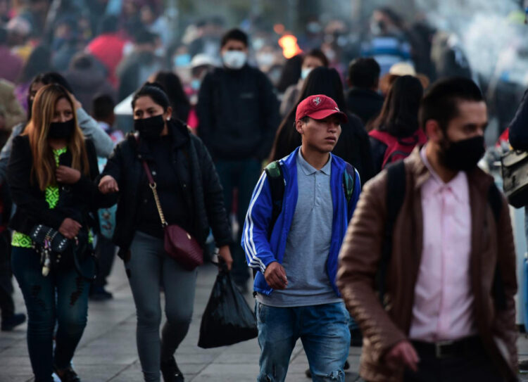 Salud dice que incremento de contagios de COVID-19 se debe al relajamiento de la población
