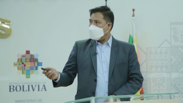 Ministerio de Salud reporta reducción de 32% en casos de COVID-19 en el país
