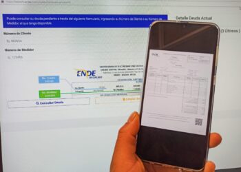 Usuarios de ENDE de Oruro ingresan en el nuevo sistema de facturación electrónica