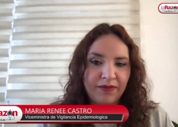La viceministra de epidemiología, María Renee Castro habla sobre la viruela del mono en una entrevista. Foto: La Razón Radio