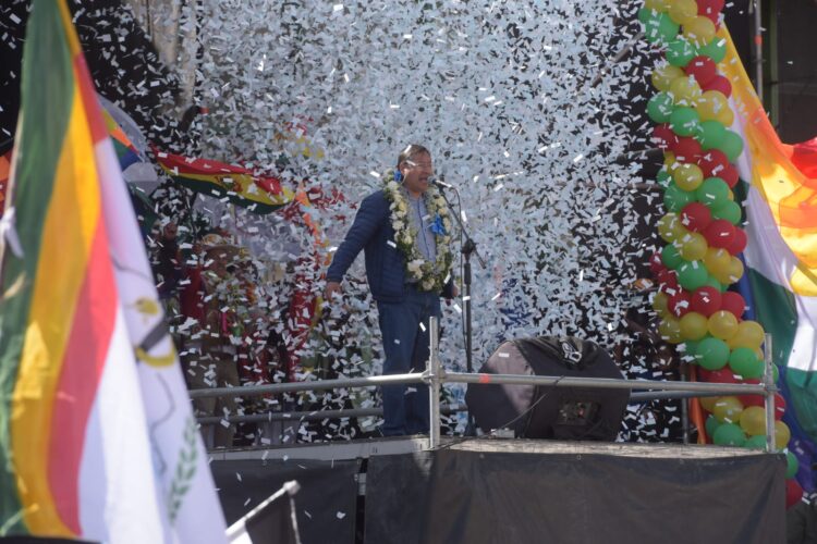 El presidente Arce durante su discurso en la plaza San Francisco
