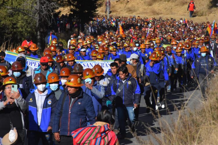 Comienzan las marchas en La Paz en apoyo al gobierno de Arce, la concentración será en San Francisco