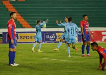 Bolívar logra una laboriosa victoria y acorta la brecha con el Tigre