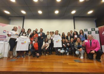 Campaña Caminando por la Vida lleva adelante su décima versión a favor de las niñas y niños con cáncer a nivel nacional