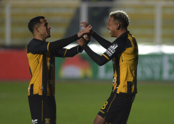 The Strongest sufre, gana y llega a la cima del Clausura
