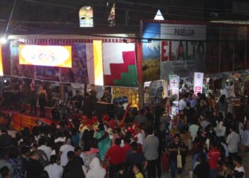 En 3 días, el stand de El Alto en la Expocruz recibió 50.000 visitantes