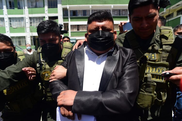 Acusado por usurpación de funciones, es aprehendido el dirigente universitario Álvaro Quelali