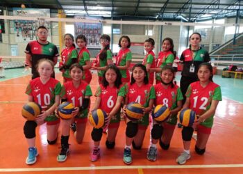 La Paz y Cochabamba se enfrentan por el título del Nacional de Voleibol Sub-12