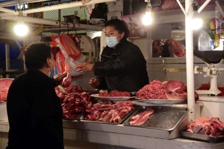 Gobierno inicia control en mercados de Santa Cruz para evitar alza del precio de la carne de res
