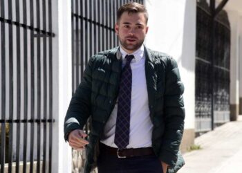 Andrés Costa negocia con Baldivieso, pero sino, seguirá el proceso