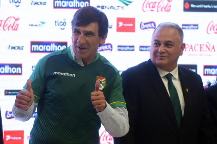 Gustavo Costas estará el 8 o 10 de noviembre en Bolivia