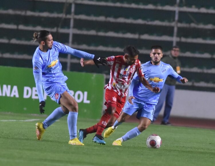 Independiente frena a Bolívar y le ahoga su fiesta