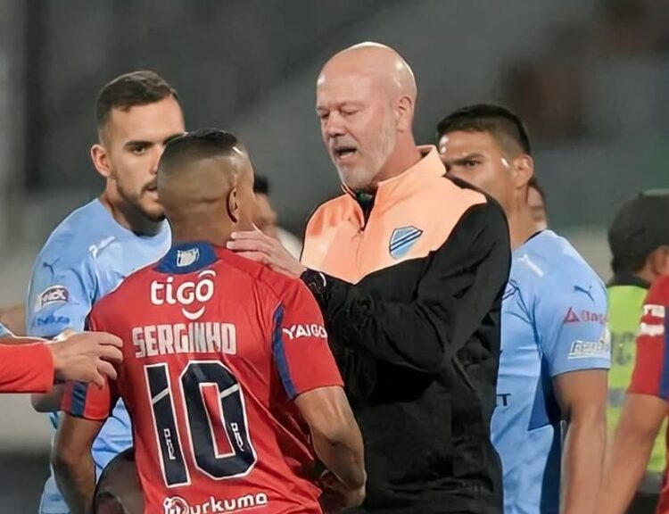 El volante brasileño Serginho, ¿provocador o víctima?