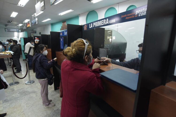 ¿Debe impuestos? Cuidado, la Alcaldía prevé desde enero remates y otras medidas