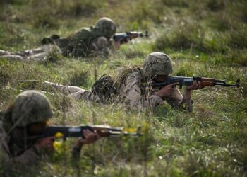 Un ataque ‘terrorista’ en campo militar ruso deja 11 muertos