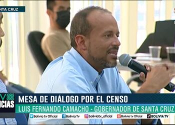 Camacho y cívicos cruceños rompen diálogo, ratifican postura de Censo en 2023