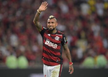 Arturo Vidal retoma entrenamientos con Flamengo previo a final de Libertadores